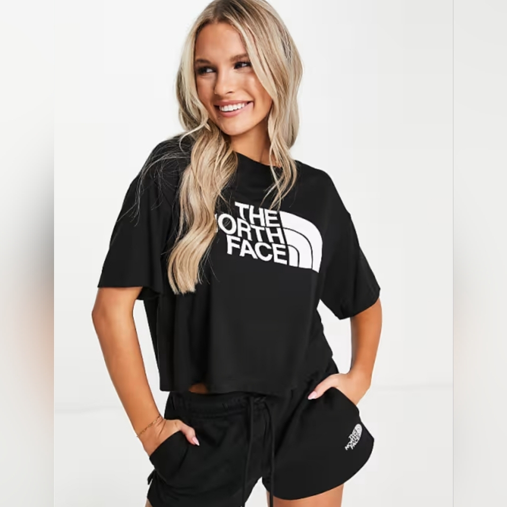 $30 The North Face Womens Logo Graphic Dropped-Shoulder Cropped Tee Shirt